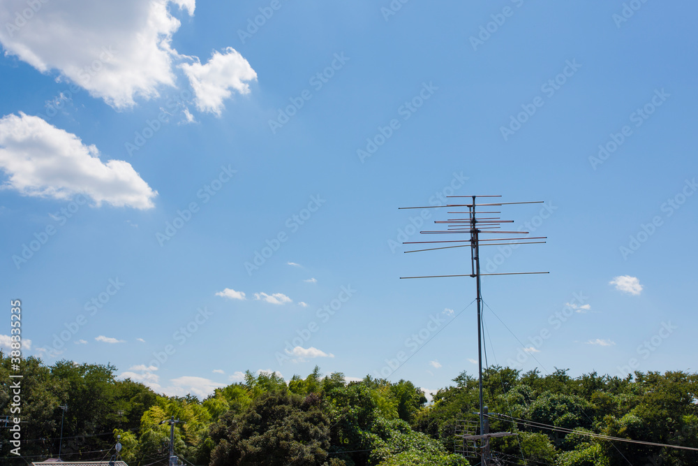 Obraz premium アンテナと青空
