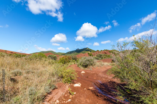 Paysage de roches rouges du Canyon du Diable    Saint-Saturnin-de-Lucian  Occitanie  France 