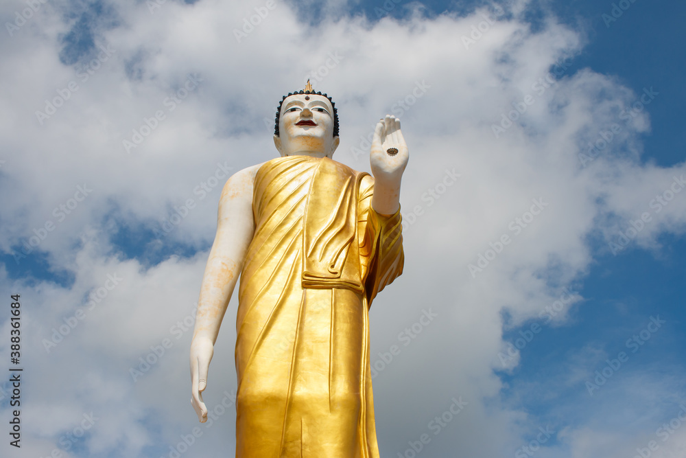 Big buddha in Wat Phra That Doi Kham (Temple of the Golden Mountain)