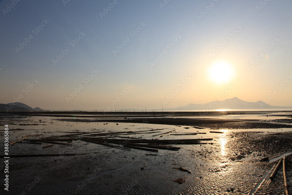 Fototapeta premium 有明海と雲仙岳