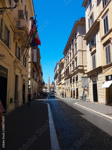 Calle de Roma, Italia