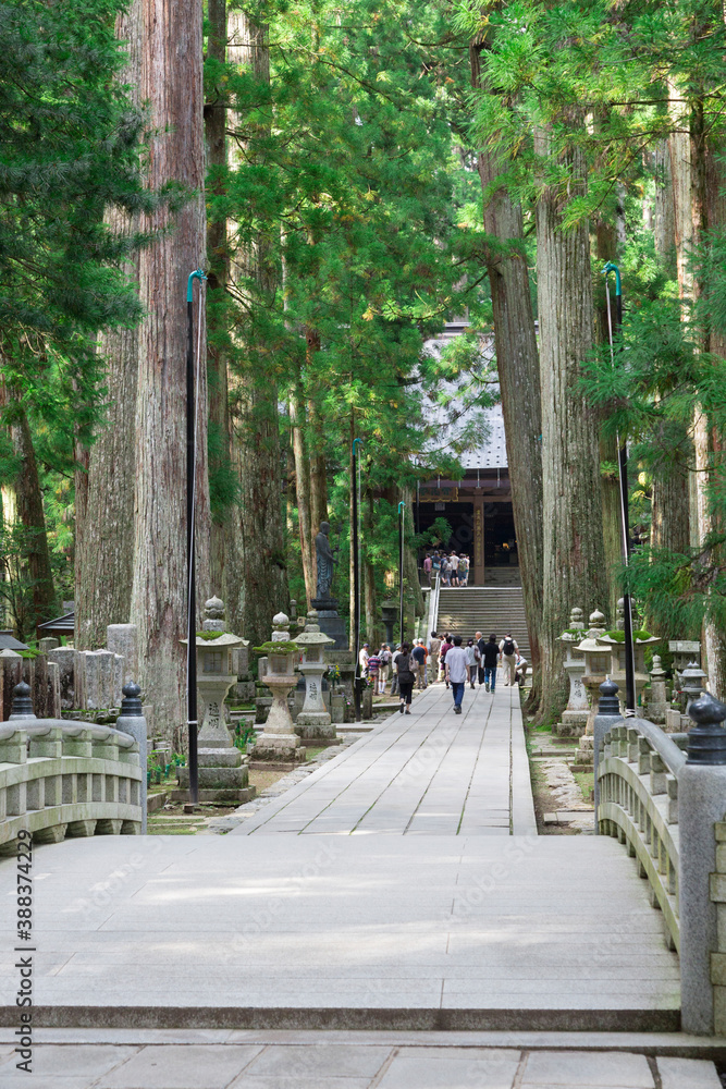 御廟橋からの奥之院弘法大師御廟