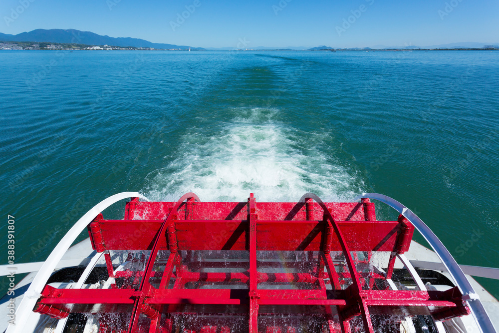 ミシガンの外輪と航跡 Stock Photo Adobe Stock