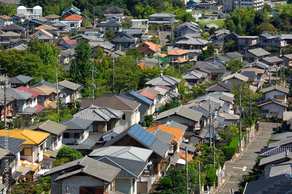 Fototapeta premium 奈良県生駒市の住宅街