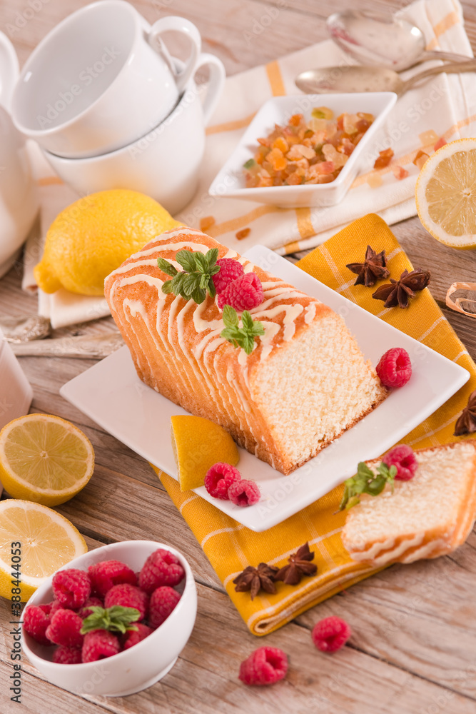 Lemon sponge cake. Lemon sponge cake.
