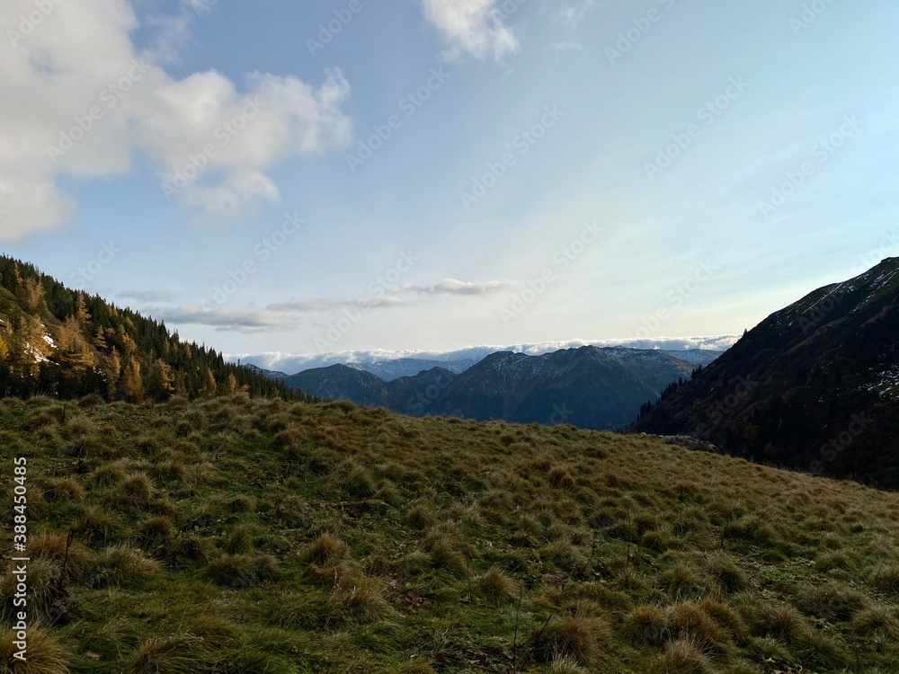 Obraz premium mountains in the mountains