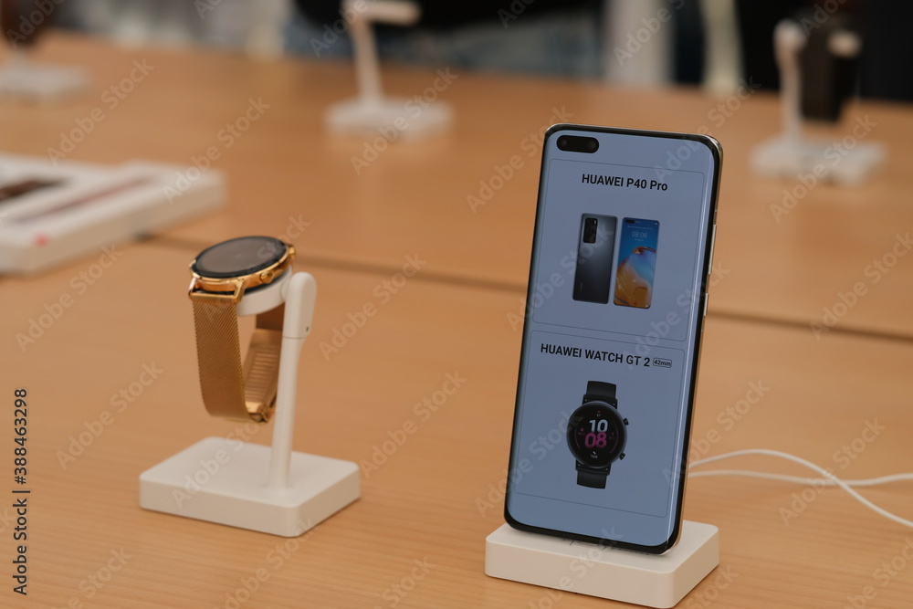 Huawei p40 discount pro smart watch