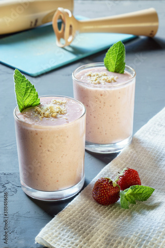 homemade strawberry yogurt with mint
