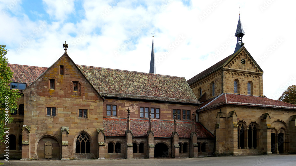 Kirche und Paradies im Kloster Maulbronn Baden-Württemberg Deutschland 