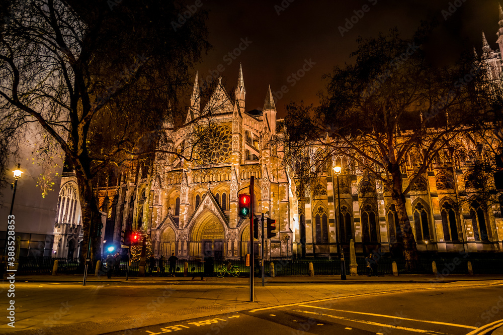 Fotografie ウェストミンスター寺院の夜景（イギリス・ロンドン）