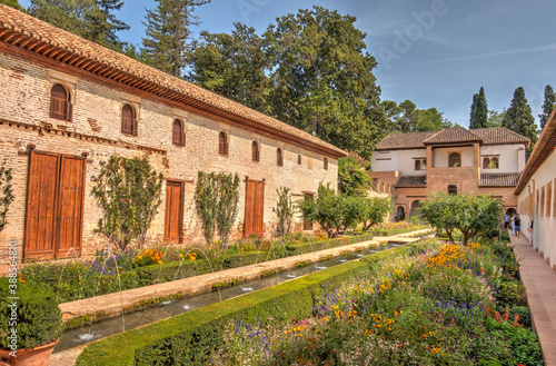 Alhambra Gardens, Granada © mehdi33300
