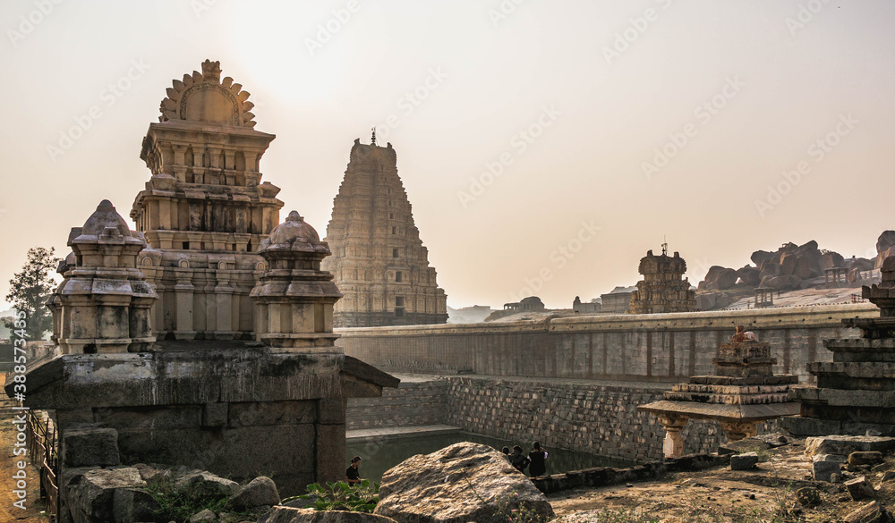 Fototapeta premium The ancient Hindu temple Virupaksha is located in the village of Hampi in the south of Karnataka. Virupaksha Temple is a very important place for pilgrims