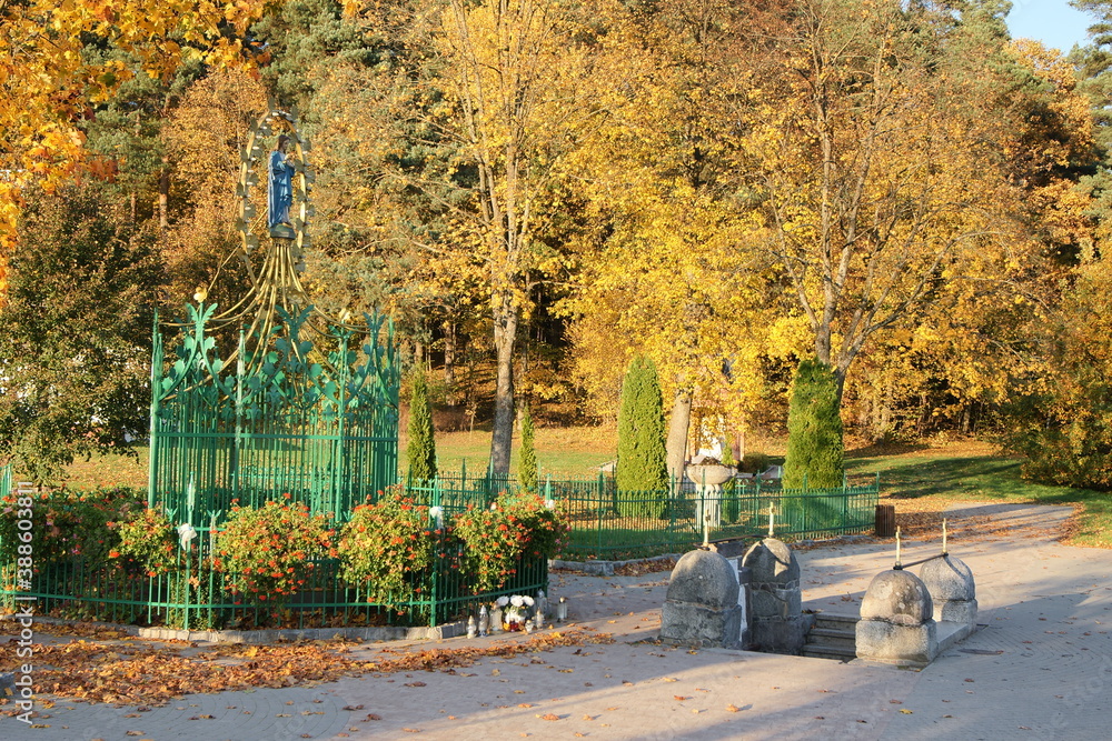 Naklejka premium Polska - Mazury - Warmia. Gietrzwałd. Sanktuarium Maryjne.