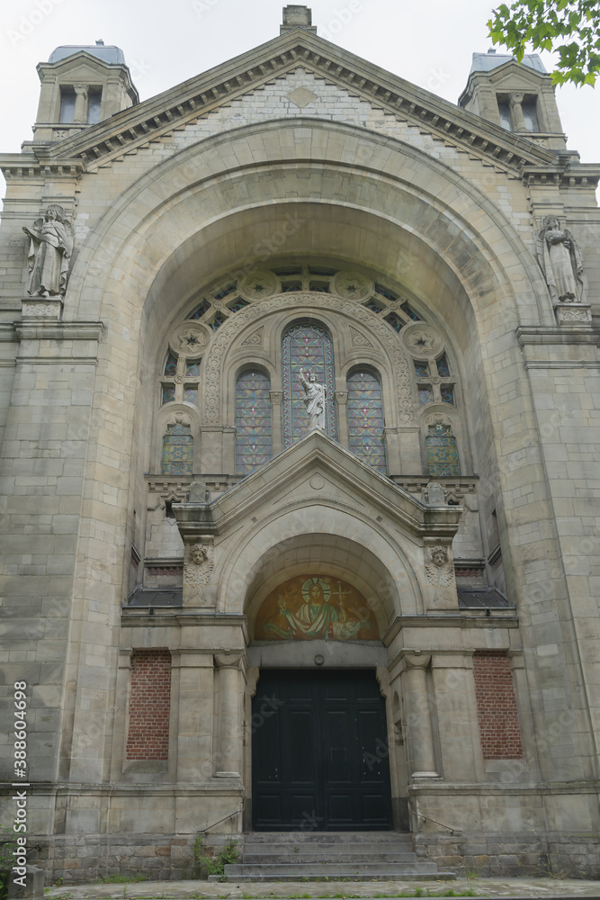 Church of Saint-Sauveur (Eglise Saint-Sauveur de Lille) built on the site of an ancient Gothic church in 1896. Saint-Sauveur Street, district of Lille-Center. Lille, France.