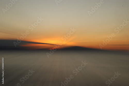 Sunset on the shore © Laiotz