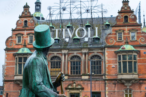 Tableau sur toile Tivoli gardens, Copenhagen, Denmark, Europe