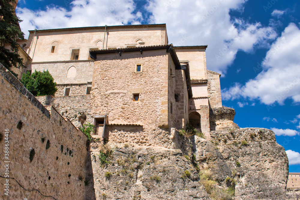 Casas del Rey en la ciudad de Cuenca vistas desde el mirador del rio Huecar