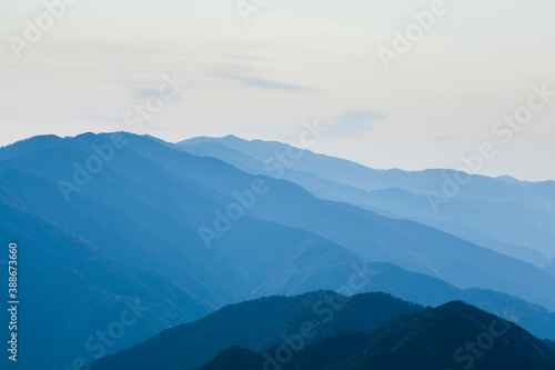 Fototapeta Naklejka Na Ścianę i Meble -  玉置神社から見た山々の風景