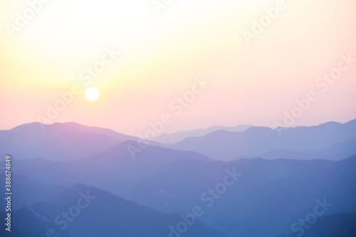 玉置神社から見た山々の夕景