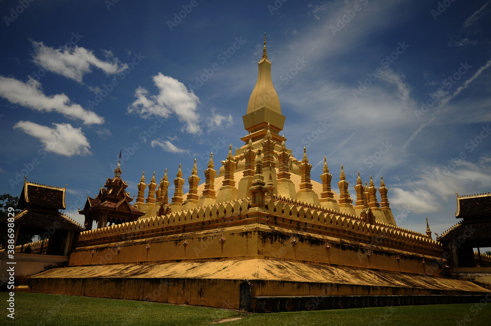 That Luang stupa, Vientiane
