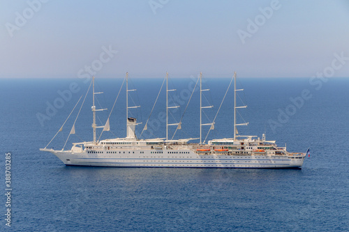 Nice Big cruise ship on the sea © Robert