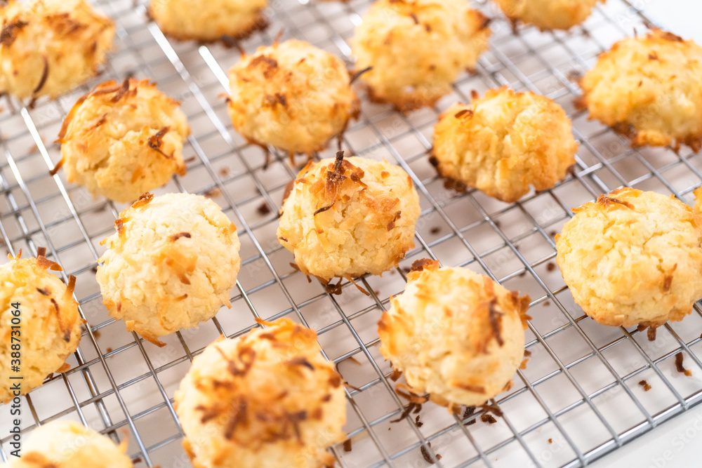 Coconut cookies