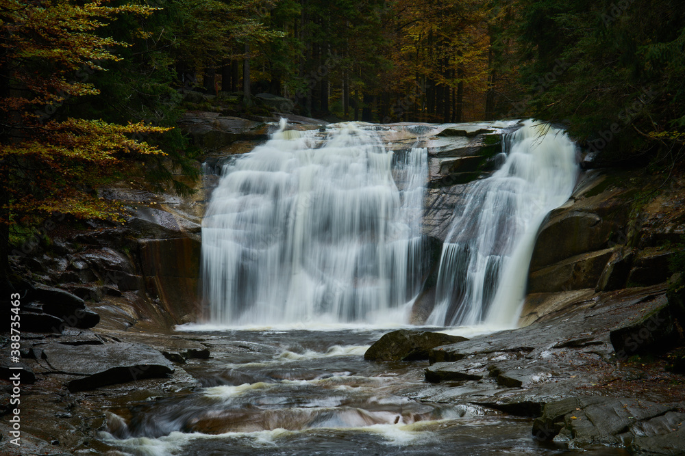 Obraz premium Mumlava river and waterfalls near Harrachov