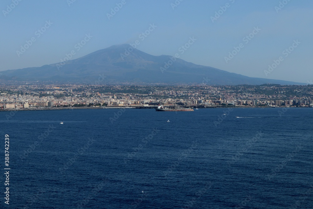 Catania - Panorama dal mare