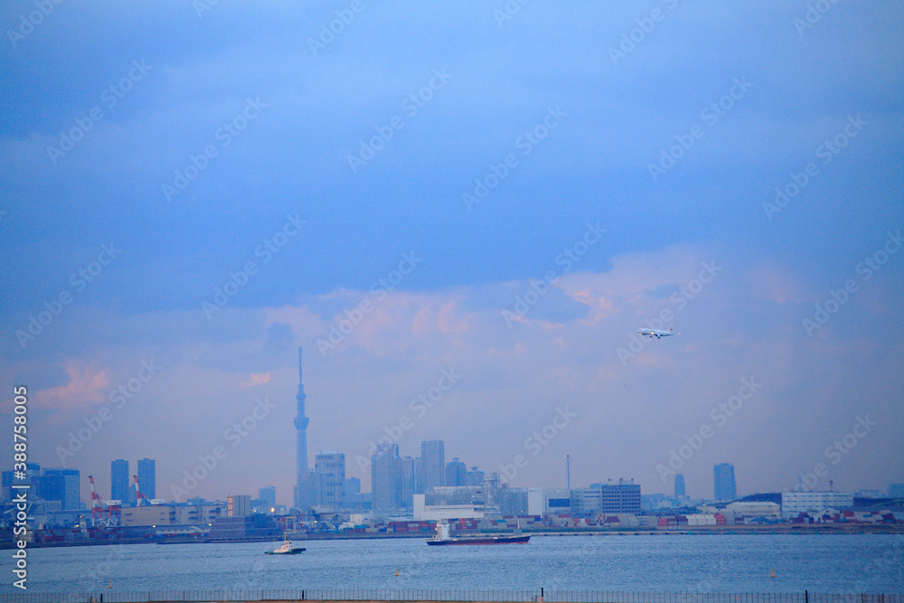 羽田空港の夕景