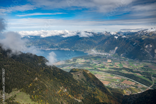 Billede på lærred Haut Lac of Lake Geneva and Villeneuve in Chablais Vaudois