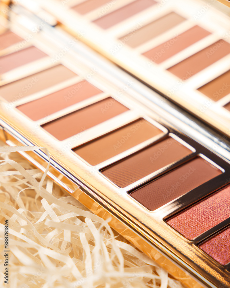 MUA and girly concept. Luxury Eyeshadow palette, eye shadows cosmetics product as luxury beauty brand promotion. Fashion blog design. Contouring palette. Makeup palette close up MUA and girly concept. Luxury Eyeshadow palette, eye shadows cosmetics product as luxury beauty brand promotion. Fashion blog design. Contouring palette. Makeup palette close up