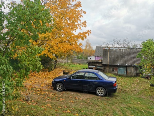 Fotografija autumn in the Park mazda auto