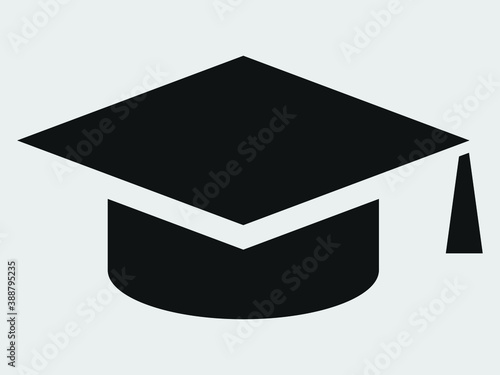 Education cap icon. graduation icon vector