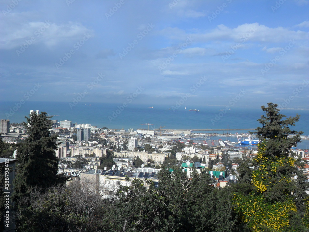 Fototapeta premium Hiking in the Golan Heights between the mine fields of Israel, Lebanon and Syria in the Middle East