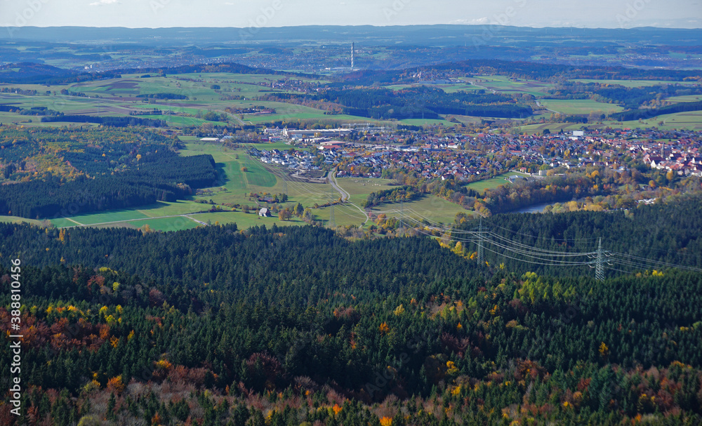 Blick vom Plettenberg, Schwäbische Alb, zum Thyssenturm bei Rottweil