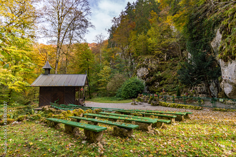 Holy Way of the Cross to the Lourdes Grotto a pilgrimage site to the Chapel in the Liebfrauental Holy Way of the Cross to the Lourdes Grotto a pilgrimage site to the Chapel in the Liebfrauental