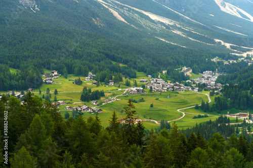 Fototapeta Naklejka Na Ścianę i Meble -  View of Cortina d Ampezzo, Dolomites, Italy