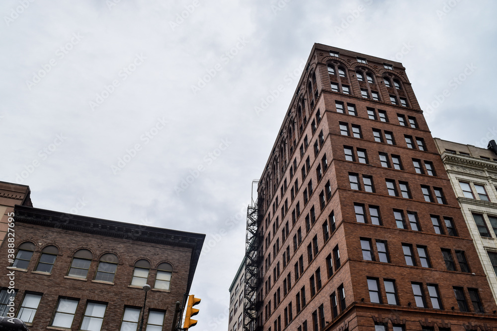 Fototapeta premium Shot of downtown Youngstown, Ohio