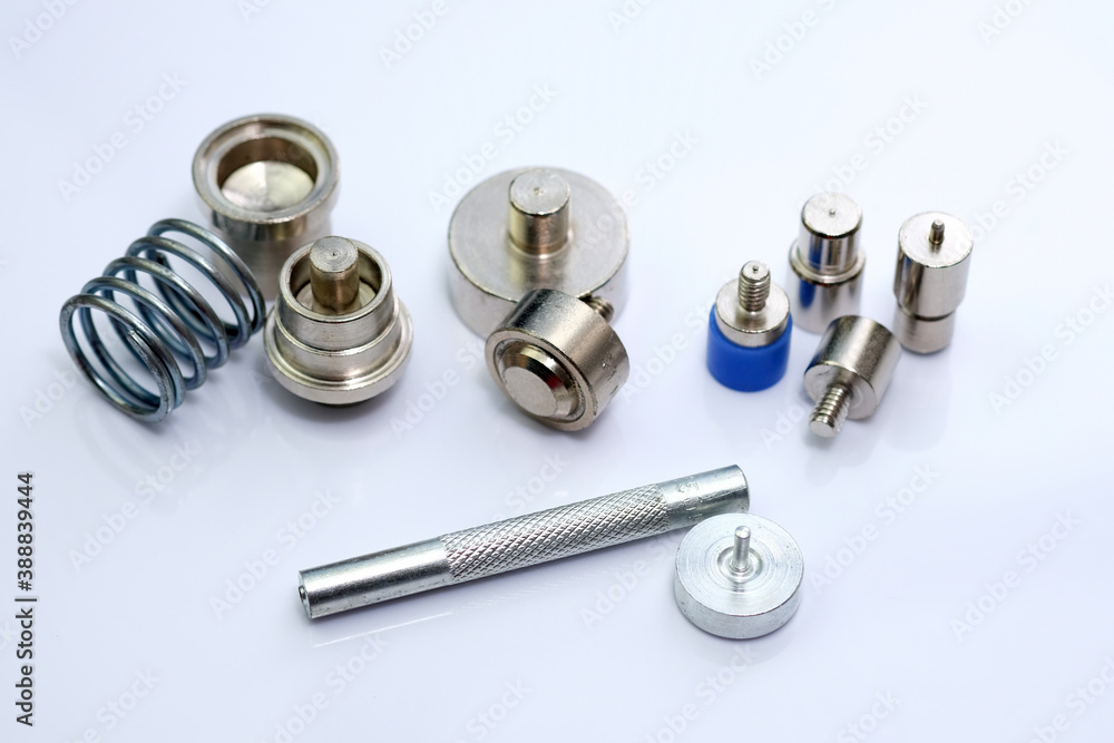 Matrices for installing metal fittings on garments. Equipment for the installation of sewing accessories. accessories for tightening buttons and installing buttons. A set of tools for the sewing press Matrices for installing metal fittings on garments. Equipment for the installation of sewing accessories. accessories for tightening buttons and installing buttons. A set of tools for the sewing press