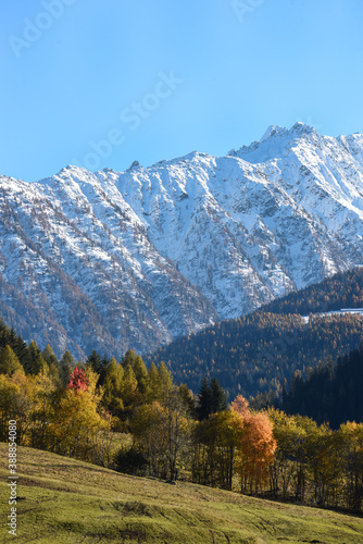 colori autunno montagna neve 