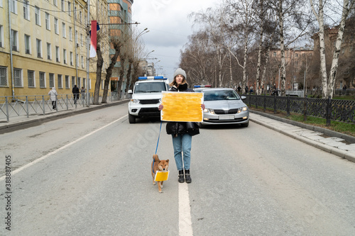 Demonstration. Solo protest.