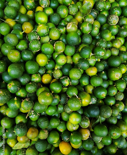 Green kalamansi close-up