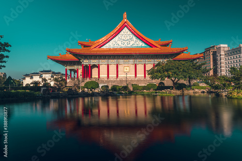 Chiang Kai Shek Memorial Hall and pond at dawn    Taipei  Taiwan