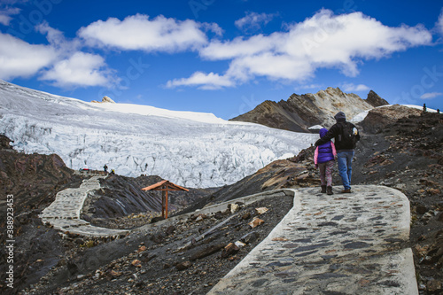 Father and daughter on the way to the Pastoruri glacier, Huaraz photo