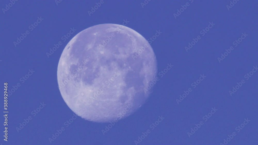 Timelapse of Moon Setting Extreme Close Up on a Clear Evening Timelapse of Moon Setting Extreme Close Up on a Clear Evening