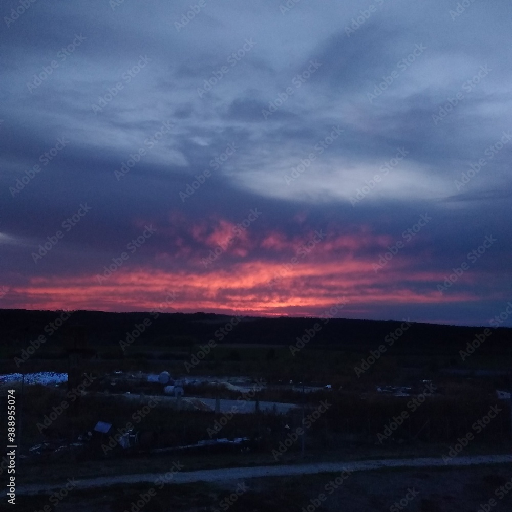 Obraz premium sunset in the mountains