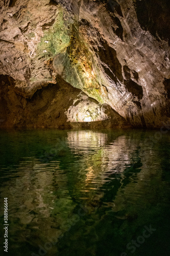 Lac Souterrain de Saint-L  onard