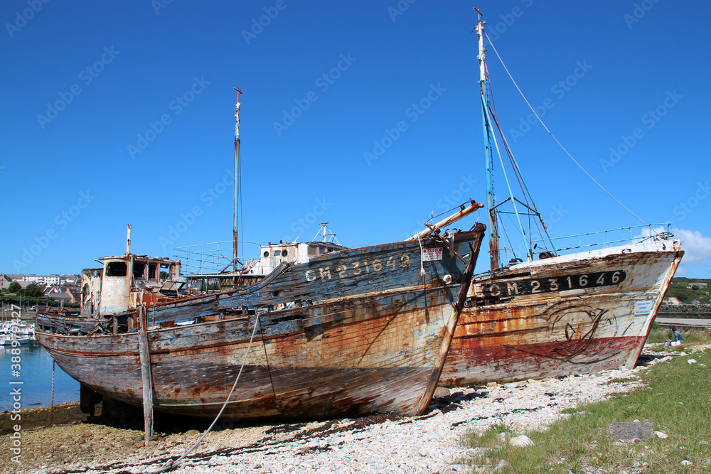 Fototapeta premium shipwrecks in camaret-sur-mer in brittany in france