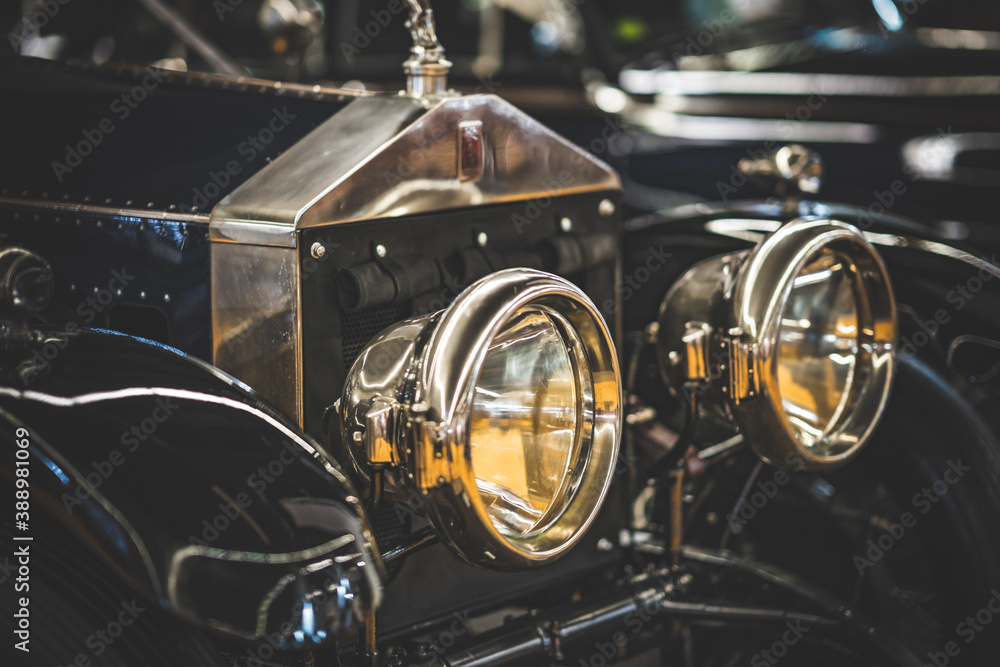 Fototapeta premium Headlamps of an old classic car