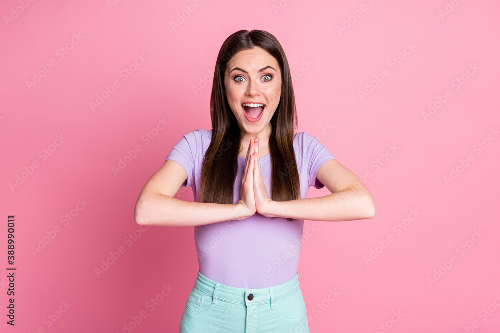 Photo of funny pretty attractive lady hold arms together open mouth wanna go shopping asking boyfriend join her wear casual violet t-shirt isolated pink pastel color background Photo of funny pretty attractive lady hold arms together open mouth wanna go shopping asking boyfriend join her wear casual violet t-shirt isolated pink pastel color background